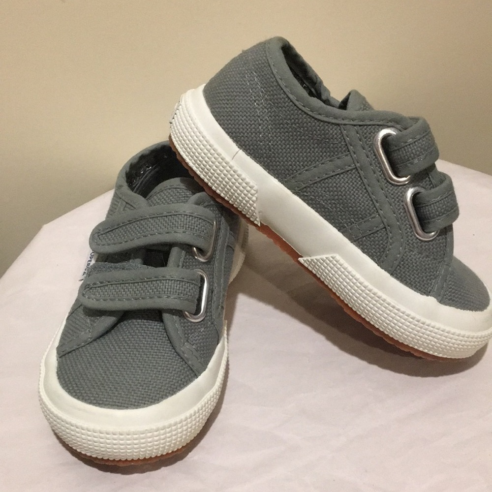 NWOT Superga Canvas Velcro Kids Sneakers kids unisex khaki green color size 7